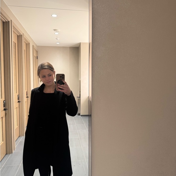 Meet your Posher, Hannah - Picture 14 of 15